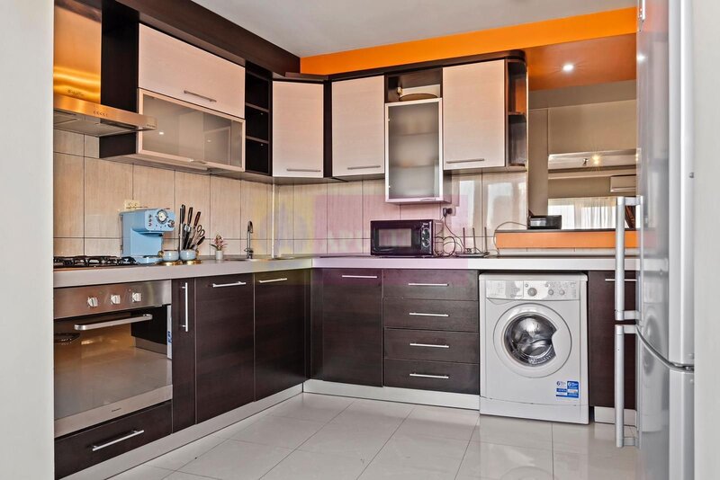 Apartament 4 camere Unirii- stradal.