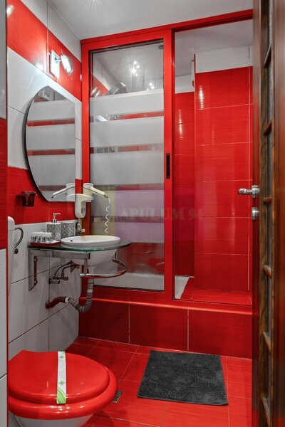 Apartament 4 camere Unirii- stradal.